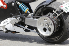 電動バイク「zecOO(ゼクー)」