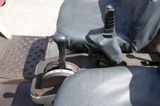 【はたらくクルマ】トーイングトラクター ~JALの定時運行を支える、空港のはたらくクルマ Vol.2~