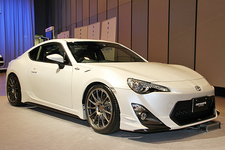 カロッツェリア 2015 夏モデルを搭載したトヨタ 86