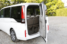 ホンダ 新型ステップワゴン G・EX(外装色:ホワイトオーキッド・パール)