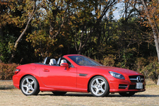 ※写真はメルセデス・ベンツ SLK200 MT