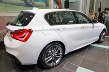 BMW 新型120i M Sport