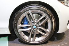 BMW 新型120i M Sport