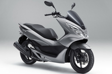 ホンダ PCX（マットテクノシルバーメタリック）