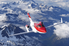 アルプス山脈上空を飛行中のHondaJet