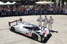 【ポルシェ】ル・マン24時間(2015)公開車検の様子