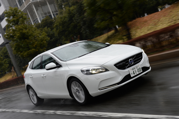 ボルボ V40
