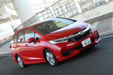 ホンダ 新型シャトル G（1.5L i-VTEC）