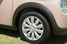 【試乗】スズキ 新型「ラパン」(3代目「アルトラパン」) 試乗レポート/藤島知子