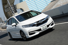 ホンダ 新型シャトル