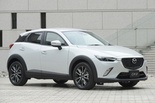 マツダ CX-3