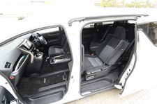 トヨタ 新型ヴェルファイア／アルファード