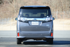 トヨタ 新型ヴェルファイア