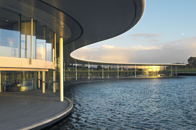 McLaren Technology Centre