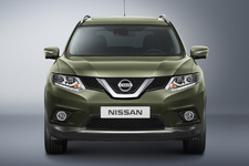 日産ローグ（日本名：エクストレイル）　