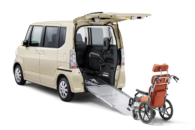 N-BOX + 車いす仕様車 特別仕様車 SSパッケージ オプション装着車