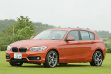 BMW 118i Sport／ボディカラー：ヴァレンシア・オレンジ／インテリアカラー：ブラック