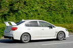 スバル WRX S4（アプライドB型） 2.0GT-S EyeSight　[ボディカラー：クリスタルホワイト・パール／インテリアカラー：ブラック]