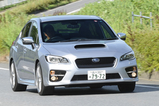 スバル WRX S4（アプライドB型） 2.0GT-S EyeSight　[ボディカラー：アイスシルバー・メタリック／インテリアカラー：ブラック]