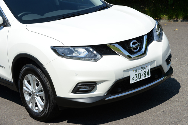 日産「エクストレイル」の新型と旧型を比較してみた(画像