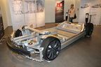 テスラ、モーター2個積みの最強版EV(電気自動車)を日本発売へ ～テスラ モデルS デュアル 発表～