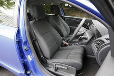 その乗り味、「ベテランの芸妓はん」の如し！ ～ルノー メガーヌ ZEN(ゼン) 試乗レポート／今井優杏～