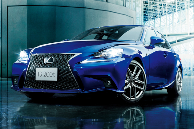 IS200t “F SPORT”