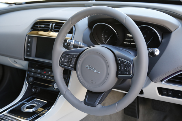 「ジャガーXE」(ガソリンモデル) 試乗レポート/大谷達也