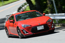 TRD 14R-60・14R(トヨタ 86 コンプリートカー)試乗レポート／山本シンヤ