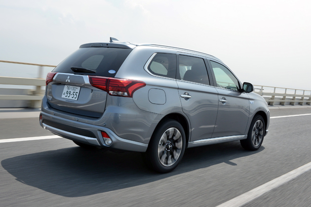 やややや なるほど今までとは全く違う 三菱 新型 アウトランダーphev 15年ビッグマイナーチェンジ 試乗レポート 画像ギャラリー No 3 徹底検証 22年新型車種ー試乗レポート Mota