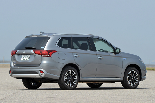 やややや なるほど今までとは全く違う 三菱 新型 アウトランダーphev 15年ビッグマイナーチェンジ 試乗レポート 画像ギャラリー No 52 徹底検証 22年新型車種ー試乗レポート Mota