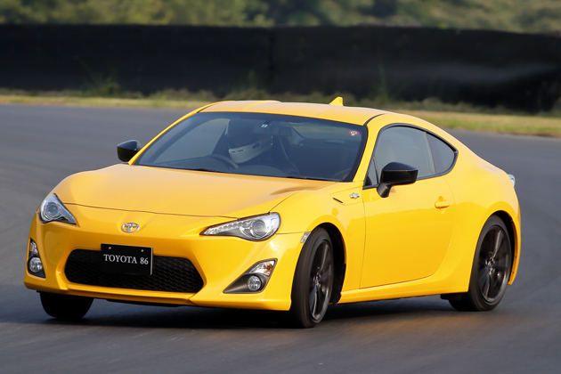 ただの黄色いハチロクにあらず トヨタ 86 特別仕様車 Yellow Limited エアロパッケージ Ft 試乗レポート 1 4 徹底検証 15年新型車種ー試乗レポート Mota ただの黄色いハチロクにあらず トヨタ 86 特別仕様車 Yellow Limited エアロパッケージ Ft 試乗レポート 1 4 徹底検証 15年新型車種ー試乗レポート Mota
