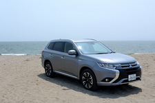 三菱 アウトランダーPHEV