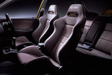 三菱「ランサーエボリューションIII」