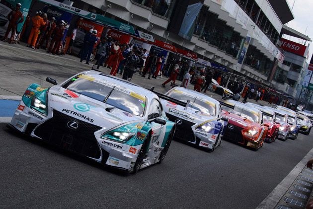 近藤真彦監督5年ぶりVに歓喜！レクサスのホームコースで「日産GT-R」が