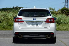 スバル レヴォーグ STIパッケージ装着車