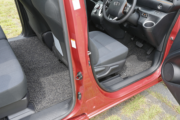 トヨタ 新型シエンタ シエンタハイブリッド 試乗レポート 1ヶ月で約5万台も受注 激売れの秘密を徹底分析 3 4 徹底検証 15年新型車種ー試乗レポート Mota トヨタ 新型シエンタ シエンタハイブリッド 試乗レポート 1ヶ月で約5万台も受注 激売れの秘密を徹底分析 3 4 徹底検証 15年新型車種ー試乗レポート Mota