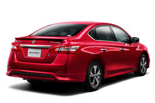 日産 シルフィ Sツーリング