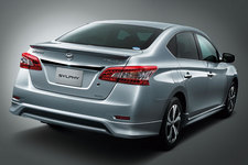 日産 シルフィ Sツーリング