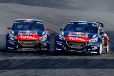 プジョー、FIA 世界ラリークロス選手権 第8戦で1-2フィニッシュ