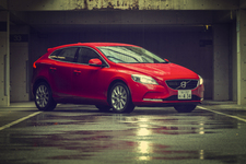 ボルボ V40 T3(「Drive-E」新開発  1.5リッターガソリン 直噴ターボエンジン搭載モデル)試乗レポート／大谷達也