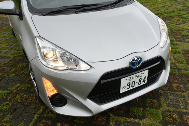 トヨタ アクア Vs スズキ アルト ガチンコ2台比較 究極の車選び 1 3 徹底比較 人気新型車比較22年 Mota