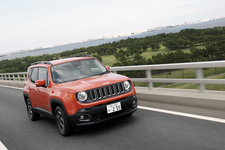 新型コンパクトSUV「JEEP Renegade(ジープ レネゲード)」国内初・速攻試乗レポート／今井優杏