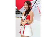 2014年王者の「ニスモ」は正統派美女RQコンビ！【レースクイーンフォト