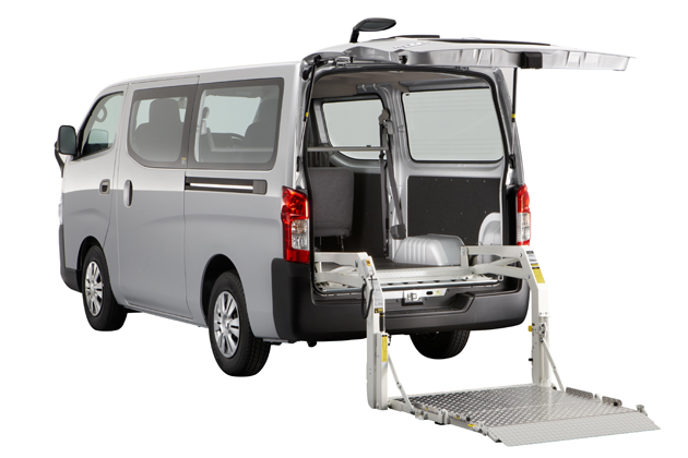 リヤゲートリフター付「NV350キャラバン」