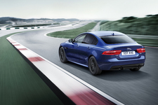 錦織圭 サイン(ジャガー特別仕様車成約記念品) ジャガー XE「KEI NISHIKORI EDITION（錦織圭）」をウェブ限定