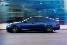 錦織圭 サイン(ジャガー特別仕様車成約記念品) ジャガー XE「KEI NISHIKORI EDITION（錦織圭）」をウェブ限定