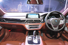 BMW 新型7シリーズ