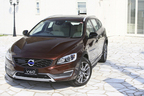 Volvo V60 Cross Country(クロスカントリー)「D4 SE」[FF／Drive-E・直列4気筒 2.0リッター ターボディーゼルエンジン搭載モデル]