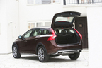 Volvo V60 Cross Country(クロスカントリー)「D4 SE」[FF／Drive-E・直列4気筒 2.0リッター ターボディーゼルエンジン搭載モデル]